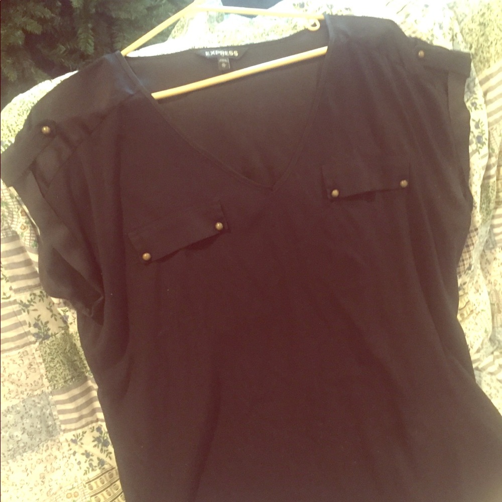 Express tshirt